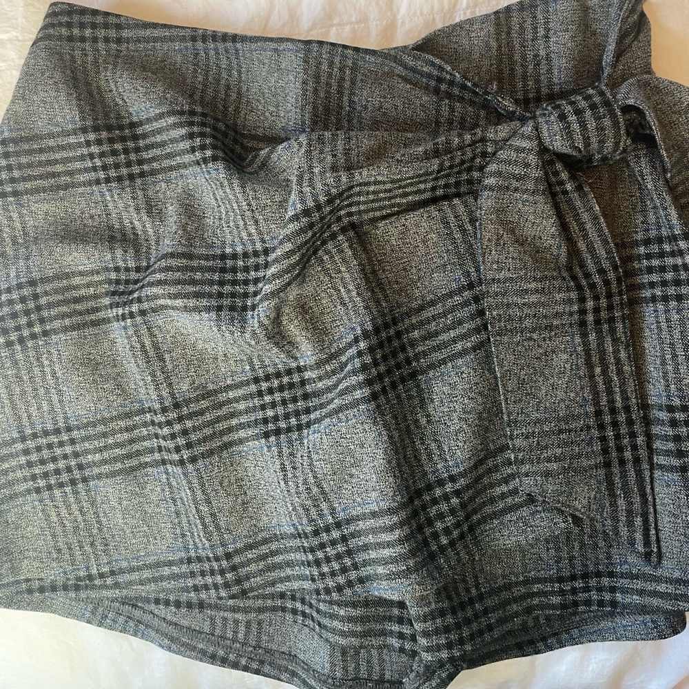 Abercrombie and fitch skort
